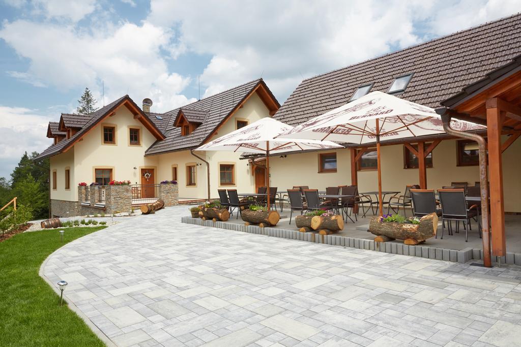 Penzion Na Kraji Lesa Валашске-Мезиржичи Экстерьер фото